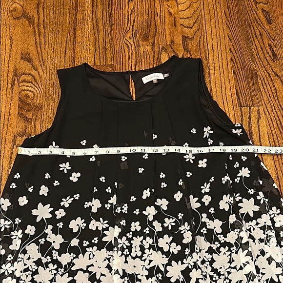 Calvin Klein Black and White Floral Sleeveless Dress - Picture 8 of 11
